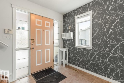 20515 91 Avenue, Edmonton, AB - Indoor Photo Showing Other Room