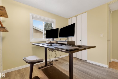 21 Laydon Drive, St. Albert, AB - Indoor Photo Showing Office