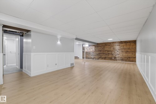 21 Laydon Drive, St. Albert, AB - Indoor Photo Showing Other Room