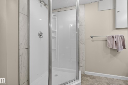 21 Laydon Drive, St. Albert, AB - Indoor Photo Showing Bathroom