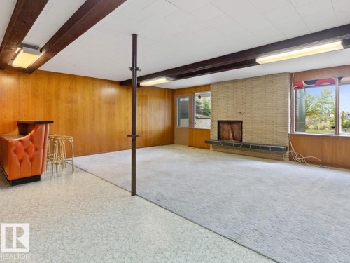 7404 Rowland Road, Edmonton, AB - Indoor Photo Showing Other Room