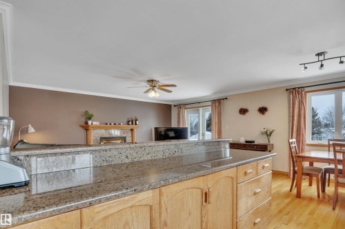 3948 62 Street, Edmonton, AB - Indoor