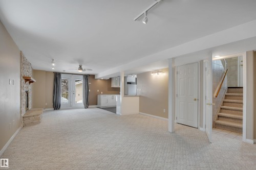 3948 62 Street, Edmonton, AB - Indoor