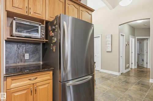 11024 177 Avenue, Edmonton, AB - Indoor Photo Showing Kitchen