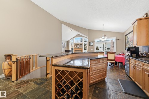 11024 177 Avenue, Edmonton, AB - Indoor Photo Showing Kitchen