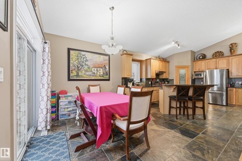 11024 177 Avenue, Edmonton, AB - Indoor Photo Showing Other Room