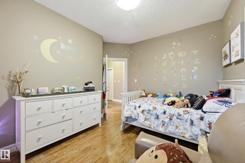 11024 177 Avenue, Edmonton, AB - Indoor Photo Showing Bedroom