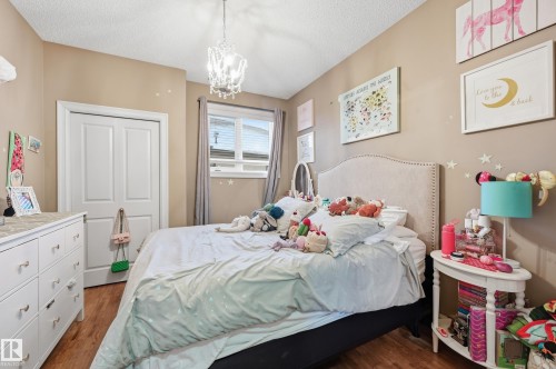 11024 177 Avenue, Edmonton, AB - Indoor Photo Showing Bedroom