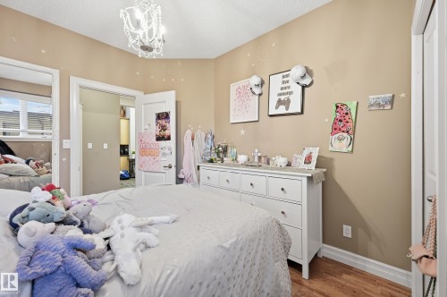 11024 177 Avenue, Edmonton, AB - Indoor Photo Showing Bedroom