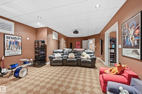 11024 177 Avenue, Edmonton, AB - Indoor