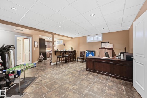 11024 177 Avenue, Edmonton, AB - Indoor