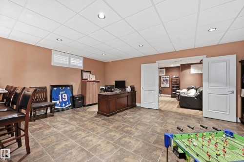 11024 177 Avenue, Edmonton, AB - Indoor
