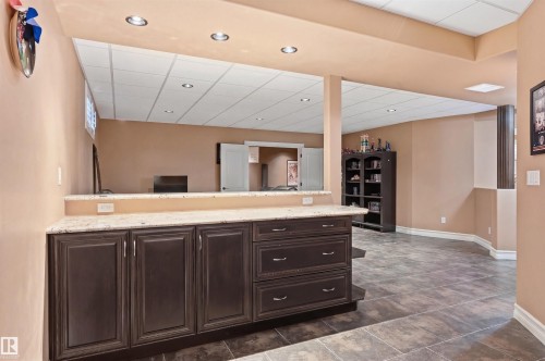 11024 177 Avenue, Edmonton, AB - Indoor