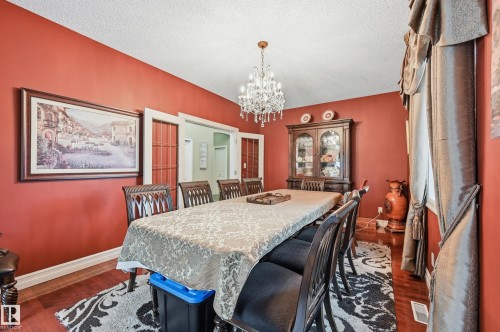 11024 177 Avenue, Edmonton, AB - Indoor Photo Showing Dining Room