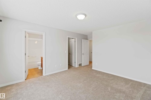 53 3010 33 Avenue, Edmonton, AB - Indoor Photo Showing Other Room