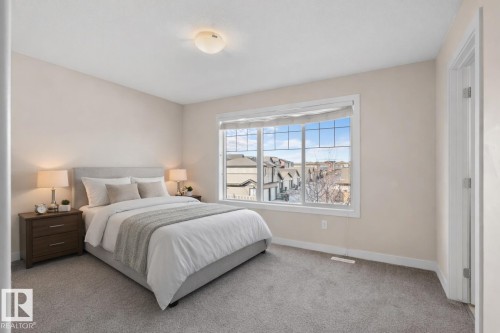 8727 221 Street, Edmonton, AB - Indoor Photo Showing Bedroom