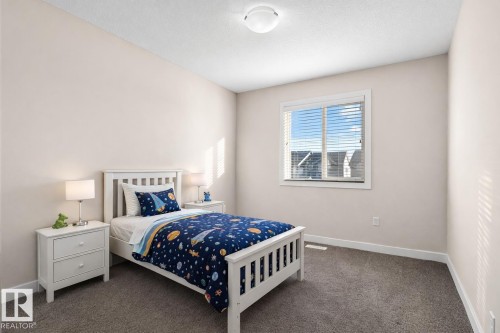 8727 221 Street, Edmonton, AB - Indoor Photo Showing Bedroom