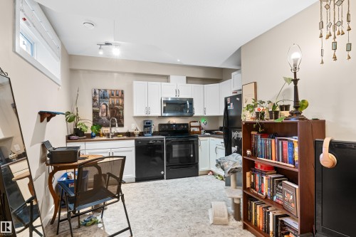 8727 221 Street, Edmonton, AB - Indoor Photo Showing Kitchen