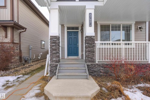 8727 221 Street, Edmonton, AB - Outdoor