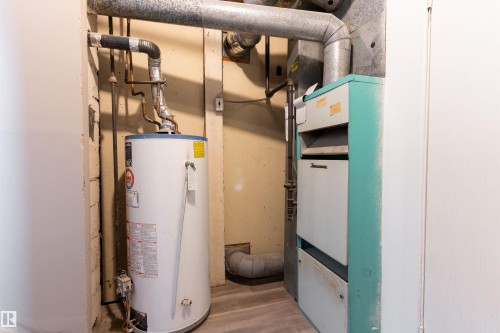8971 81 Avenue, Edmonton, AB - Indoor Photo Showing Basement