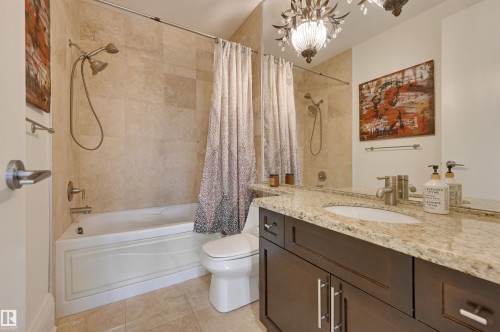 2801 10136 104 Street, Edmonton, AB - Indoor Photo Showing Bathroom