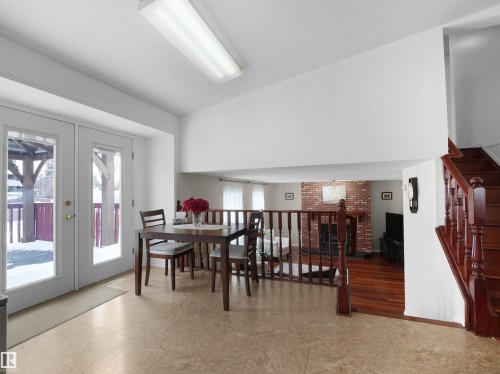 6217 13 Avenue, Edmonton, AB - Indoor Photo Showing Dining Room