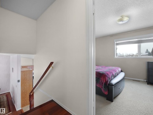 6217 13 Avenue, Edmonton, AB - Indoor