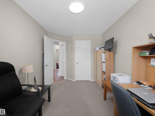 6217 13 Avenue, Edmonton, AB - Indoor