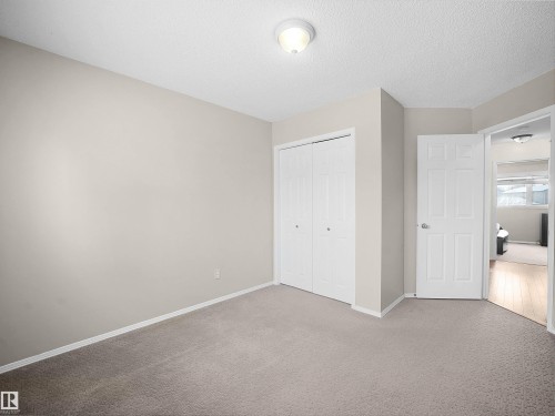 6217 13 Avenue, Edmonton, AB - Indoor Photo Showing Other Room