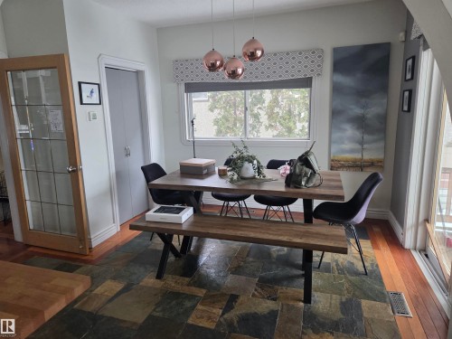 11406 96 Street, Edmonton, AB - Indoor Photo Showing Dining Room
