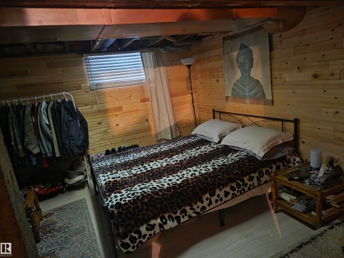 11406 96 Street, Edmonton, AB - Indoor Photo Showing Bedroom