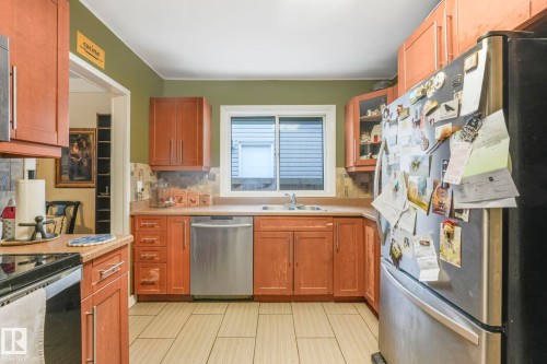 10516 63 Avenue, Edmonton, AB - Indoor Photo Showing Kitchen With Double Sink