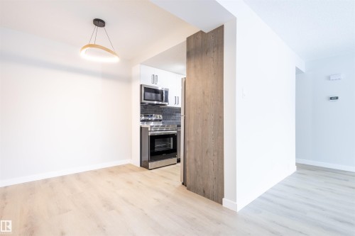 30 Amberly Court, Edmonton, AB - Indoor With Fireplace