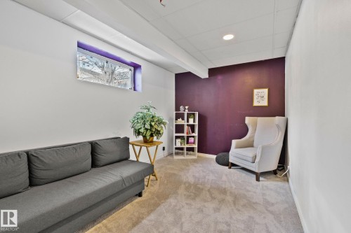 Sitting room featuring light carpet - 502 Westerra Boulevard, Stony Plain, AB - Indoor