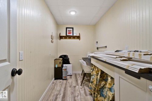 Office space featuring light wood finished floors and baseboards - 502 Westerra Boulevard, Stony Plain, AB - Indoor