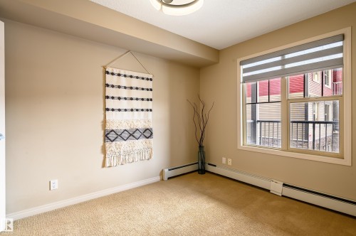 213 105 Ambleside Drive, Edmonton, AB - Indoor Photo Showing Other Room