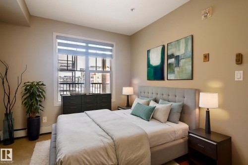 213 105 Ambleside Drive, Edmonton, AB - Indoor Photo Showing Bedroom