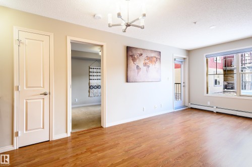 213 105 Ambleside Drive, Edmonton, AB - Indoor Photo Showing Other Room