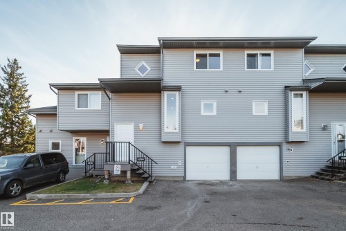 5394 38A Avenue, Edmonton, AB - Outdoor With Exterior