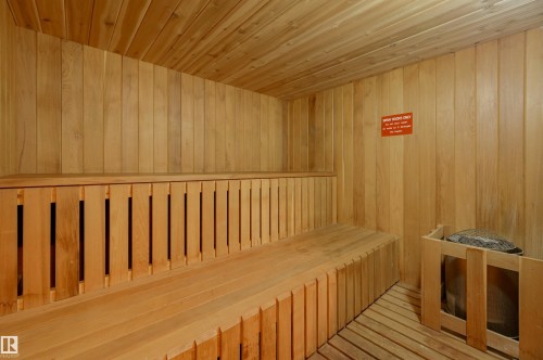 303 8811 106A Avenue, Edmonton, AB - Indoor Photo Showing Other Room