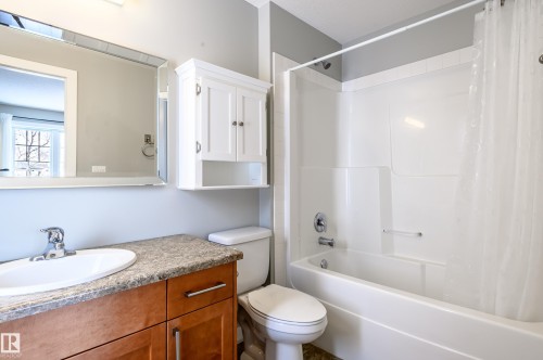 11617 93 Street, Edmonton, AB - Indoor Photo Showing Bathroom