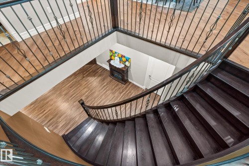 10516 158 Street Nw, Edmonton, AB - Indoor Photo Showing Other Room