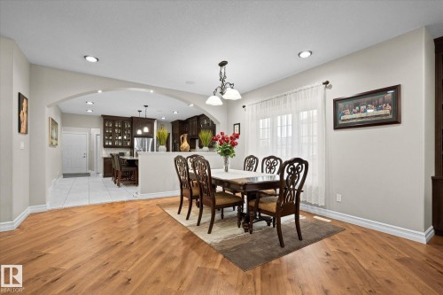 10516 158 Street Nw, Edmonton, AB - Indoor Photo Showing Dining Room