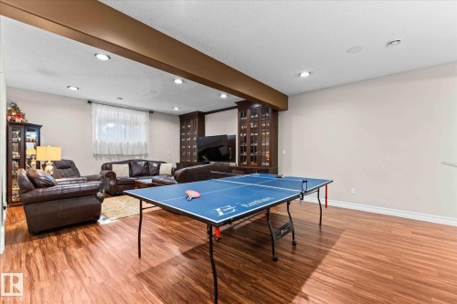 10516 158 Street Nw, Edmonton, AB - Indoor