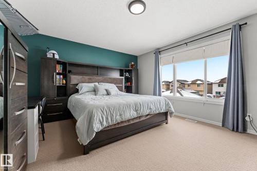1150 35A Avenue, Edmonton, AB - Indoor Photo Showing Bedroom