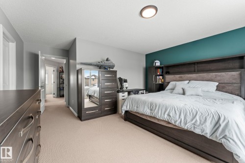 1150 35A Avenue, Edmonton, AB - Indoor Photo Showing Bedroom