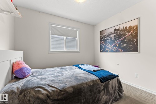 1150 35A Avenue, Edmonton, AB - Indoor Photo Showing Bedroom