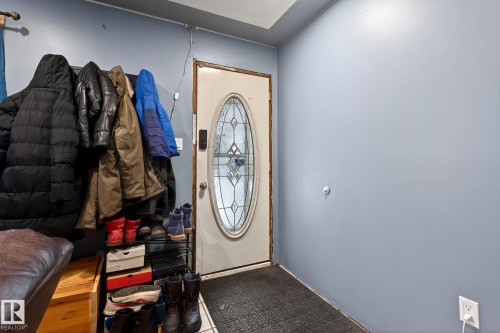 21 Sheridan Drive, St. Albert, AB - Indoor Photo Showing Other Room