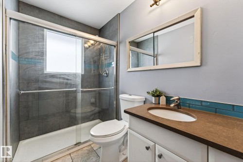 21 Sheridan Drive, St. Albert, AB - Indoor Photo Showing Bathroom