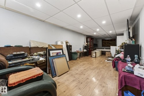 21 Sheridan Drive, St. Albert, AB - Indoor
